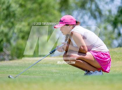 Thumbnail 2 in UIL Region IV 5A Girls Golf Final (Round 1) photogallery.