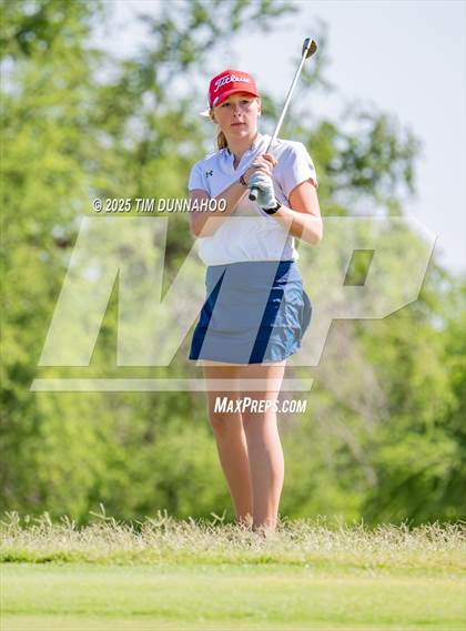 Thumbnail 3 in UIL Region IV 5A Girls Golf Final (Round 1) photogallery.