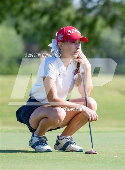 Thumbnail 1 in UIL Region IV 5A Girls Golf Final (Round 1) photogallery.