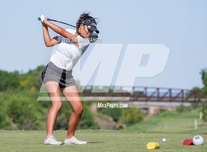 Thumbnail 2 in UIL Region IV 5A Girls Golf Final (Round 1) photogallery.
