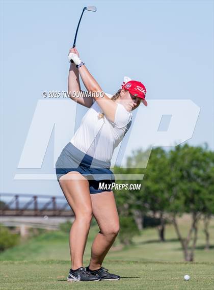 Thumbnail 1 in UIL Region IV 5A Girls Golf Final (Round 1) photogallery.