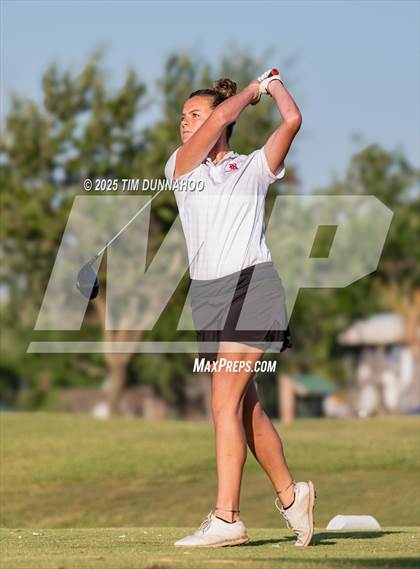 Thumbnail 3 in UIL Region IV 5A Girls Golf Final (Round 1) photogallery.