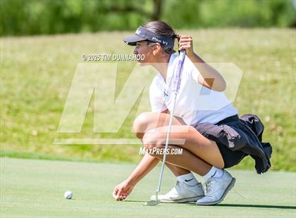 Thumbnail 3 in UIL Region IV 5A Girls Golf Final (Round 1) photogallery.