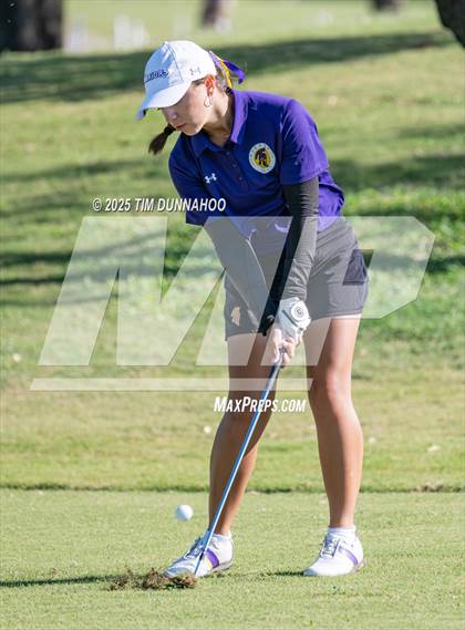 Thumbnail 2 in UIL Region IV 5A Girls Golf Final (Round 1) photogallery.