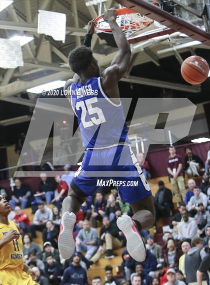 Thumbnail 2 in IMG Academy vs. Montverde Academy (Spalding Hoophall Classic) photogallery.