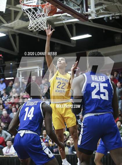 Thumbnail 2 in IMG Academy vs. Montverde Academy (Spalding Hoophall Classic) photogallery.