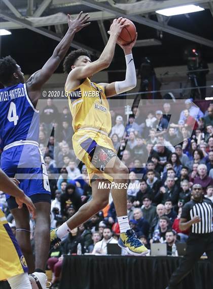 Thumbnail 2 in IMG Academy vs. Montverde Academy (Spalding Hoophall Classic) photogallery.