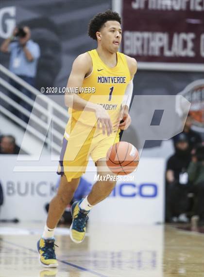 Thumbnail 2 in IMG Academy vs. Montverde Academy (Spalding Hoophall Classic) photogallery.