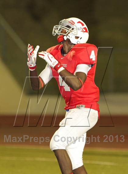 Thumbnail 1 in Fossil Ridge vs. Grapevine photogallery.