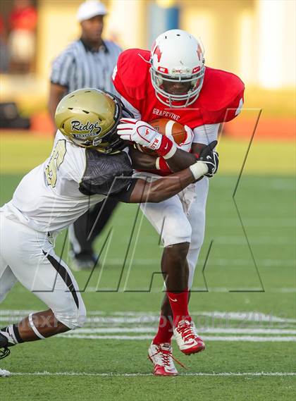 Thumbnail 3 in Fossil Ridge vs. Grapevine photogallery.