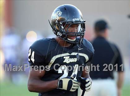 Thumbnail 1 in Fayetteville @ Bentonville photogallery.