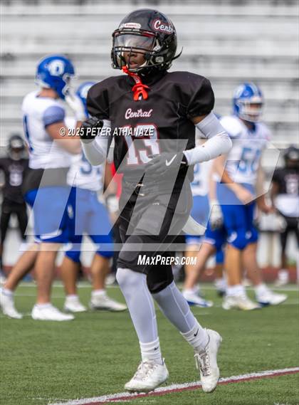 Thumbnail 2 in Darien @ Bridgeport Central photogallery.