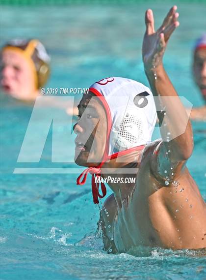 Thumbnail 2 in Crespi vs Burroughs photogallery.