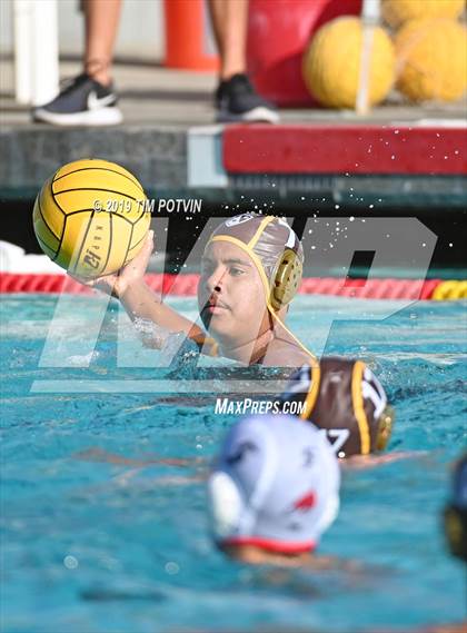 Thumbnail 3 in Crespi vs Burroughs photogallery.