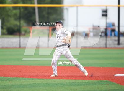Thumbnail 2 in Fredericktown @ Amanda-Clearcreek (OHSAA D5 District Semifinal) photogallery.