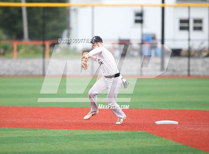 Thumbnail 1 in Fredericktown @ Amanda-Clearcreek (OHSAA D5 District Semifinal) photogallery.