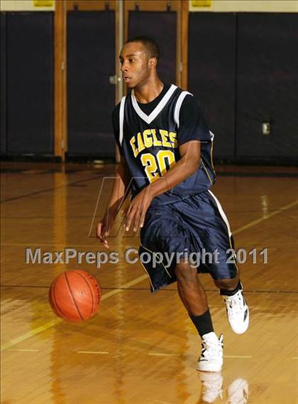 Thumbnail 3 in Wagner vs West Babylon (2011 Holiday Tournament] photogallery.