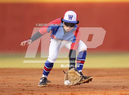 Thumbnail 1 in Walton @ Lassiter photogallery.