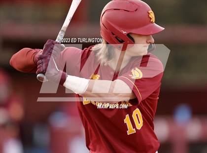 Thumbnail 1 in Walton @ Lassiter photogallery.