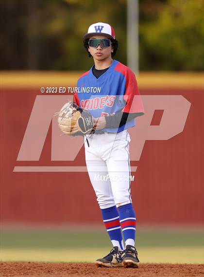 Thumbnail 1 in Walton @ Lassiter photogallery.