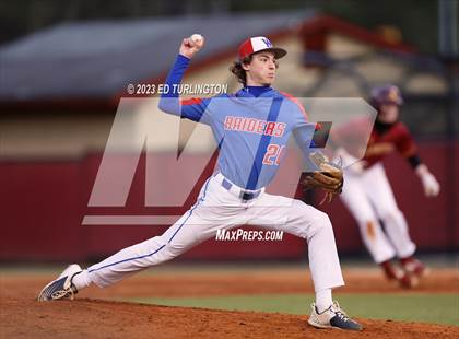 Thumbnail 1 in Walton @ Lassiter photogallery.