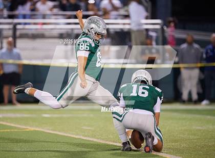 Thumbnail 3 in St. Mary's @ De La Salle photogallery.