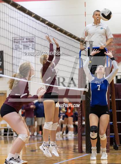 Thumbnail 1 in DeSoto County (Braden River Invitational) photogallery.