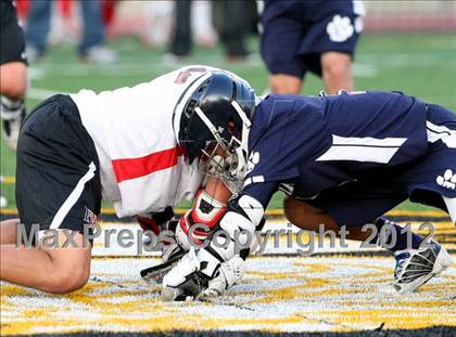 Thumbnail 2 in Loyola vs. Harvard-Westlake photogallery.
