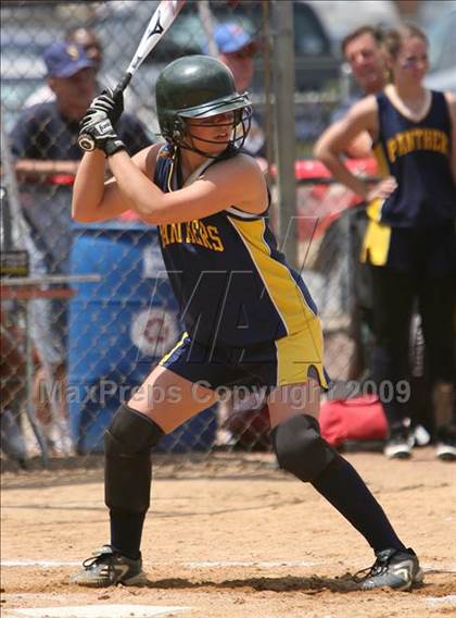 Thumbnail 2 in Pequannock vs Cranford (NJSIAA Public Finals) photogallery.