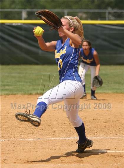 Thumbnail 2 in Pequannock vs Cranford (NJSIAA Public Finals) photogallery.
