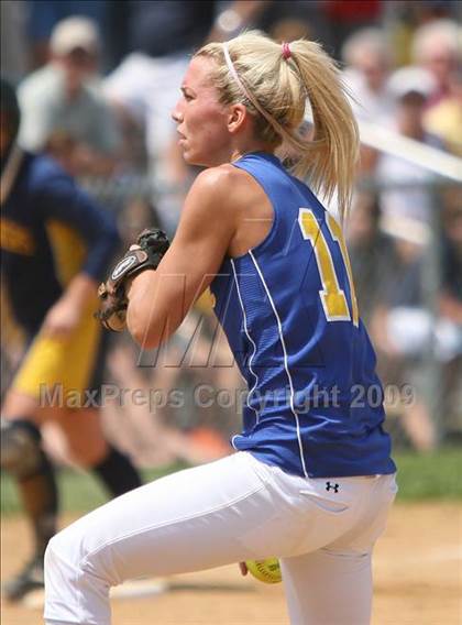 Thumbnail 3 in Pequannock vs Cranford (NJSIAA Public Finals) photogallery.