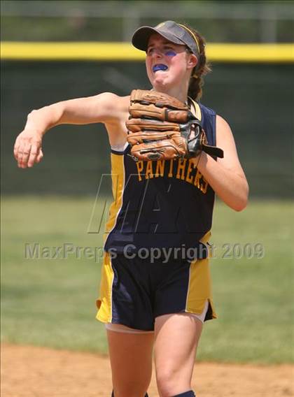 Thumbnail 2 in Pequannock vs Cranford (NJSIAA Public Finals) photogallery.