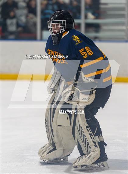 Thumbnail 3 in Central Catholic @ Seneca Valley photogallery.