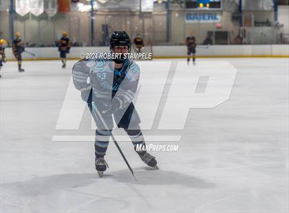 Thumbnail 3 in Central Catholic @ Seneca Valley photogallery.