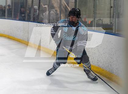 Thumbnail 3 in Central Catholic @ Seneca Valley photogallery.