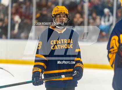 Thumbnail 2 in Central Catholic @ Seneca Valley photogallery.