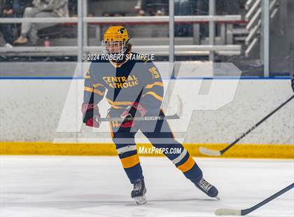 Thumbnail 2 in Central Catholic @ Seneca Valley photogallery.