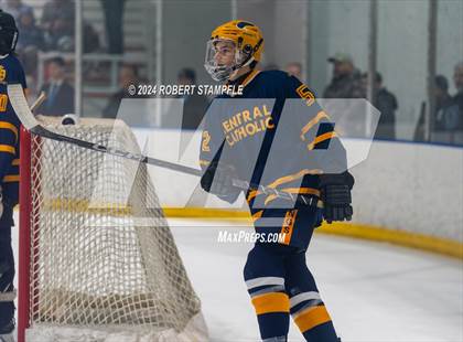 Thumbnail 2 in Central Catholic @ Seneca Valley photogallery.