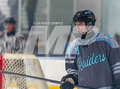 Thumbnail 2 in Central Catholic @ Seneca Valley photogallery.