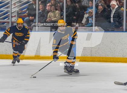 Thumbnail 2 in Central Catholic @ Seneca Valley photogallery.