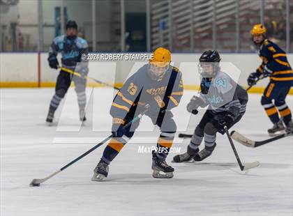 Thumbnail 2 in Central Catholic @ Seneca Valley photogallery.