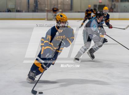 Thumbnail 1 in Central Catholic @ Seneca Valley photogallery.