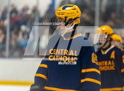 Thumbnail 3 in Central Catholic @ Seneca Valley photogallery.