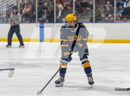 Thumbnail 1 in Central Catholic @ Seneca Valley photogallery.
