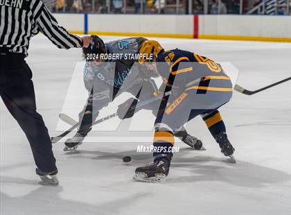 Thumbnail 2 in Central Catholic @ Seneca Valley photogallery.