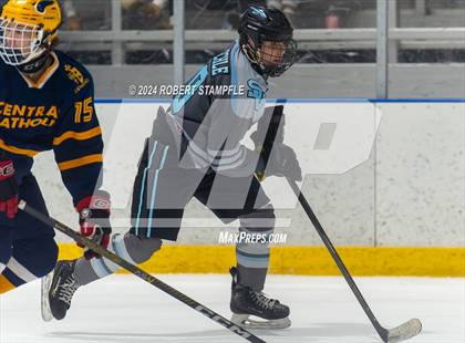 Thumbnail 1 in Central Catholic @ Seneca Valley photogallery.