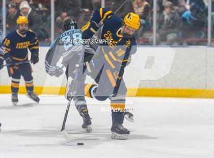 Thumbnail 1 in Central Catholic @ Seneca Valley photogallery.