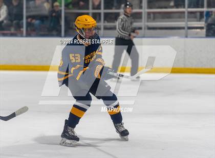 Thumbnail 2 in Central Catholic @ Seneca Valley photogallery.