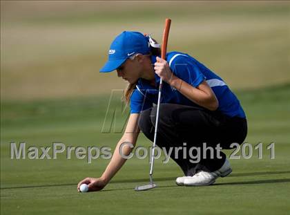 Thumbnail 2 in CIF State SoCal Girls Golf Championships photogallery.