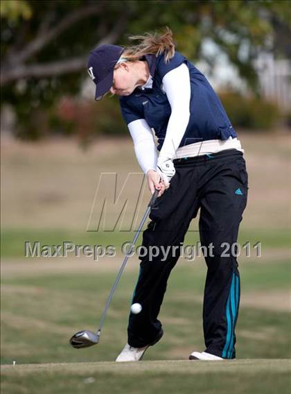 Thumbnail 1 in CIF State SoCal Girls Golf Championships photogallery.